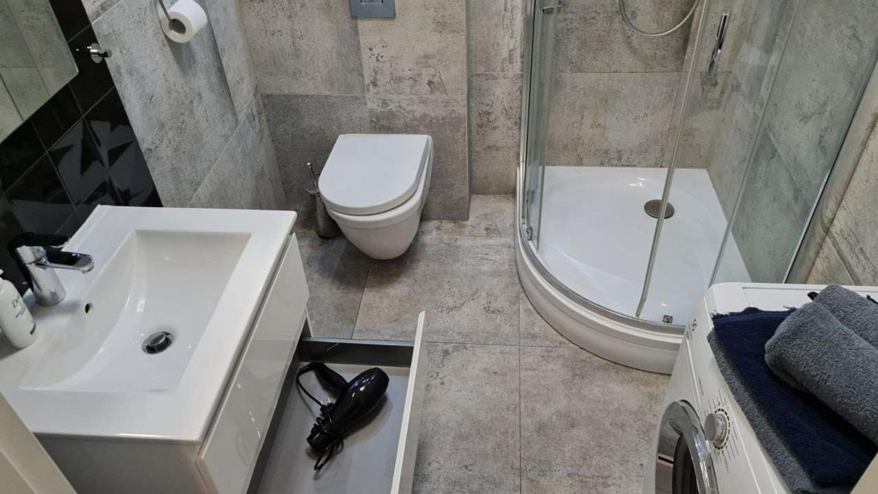 Prestige Aparthotel Centrum Nautica Щецин Экстерьер фото