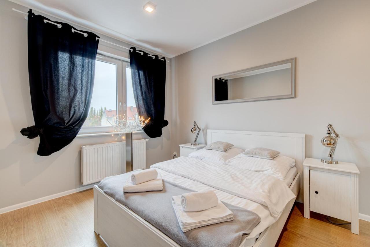 Prestige Aparthotel Centrum Nautica Щецин Экстерьер фото