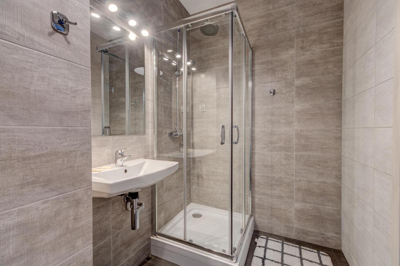 Prestige Aparthotel Centrum Nautica Щецин Экстерьер фото